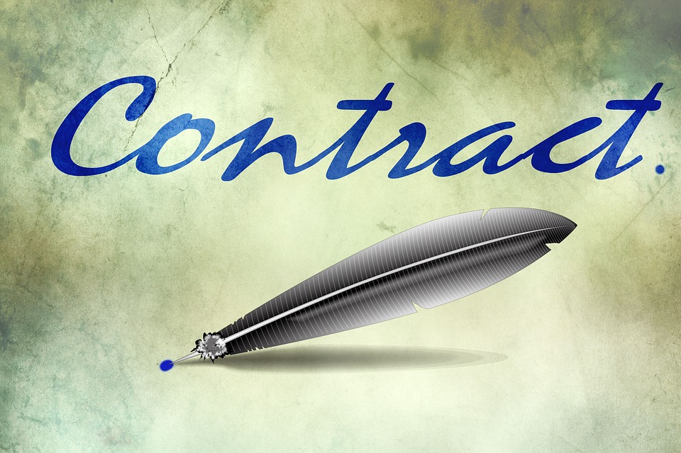 RESTRICTIVE COVENANTS IN EMPLOYMENT CONTRACT: THE PRACTICE AND BENEFITS